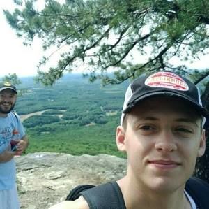 Meet your Posher, Quinn